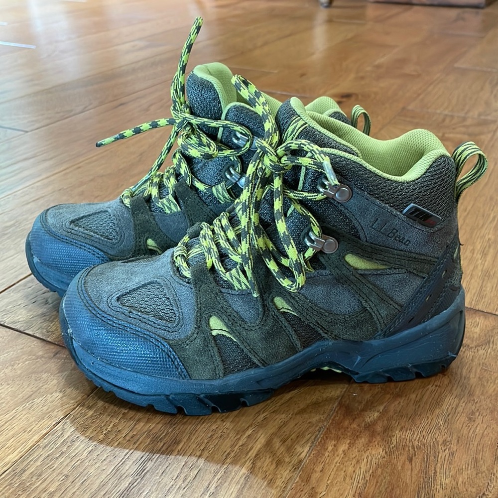 Kids waterproof hiking boots